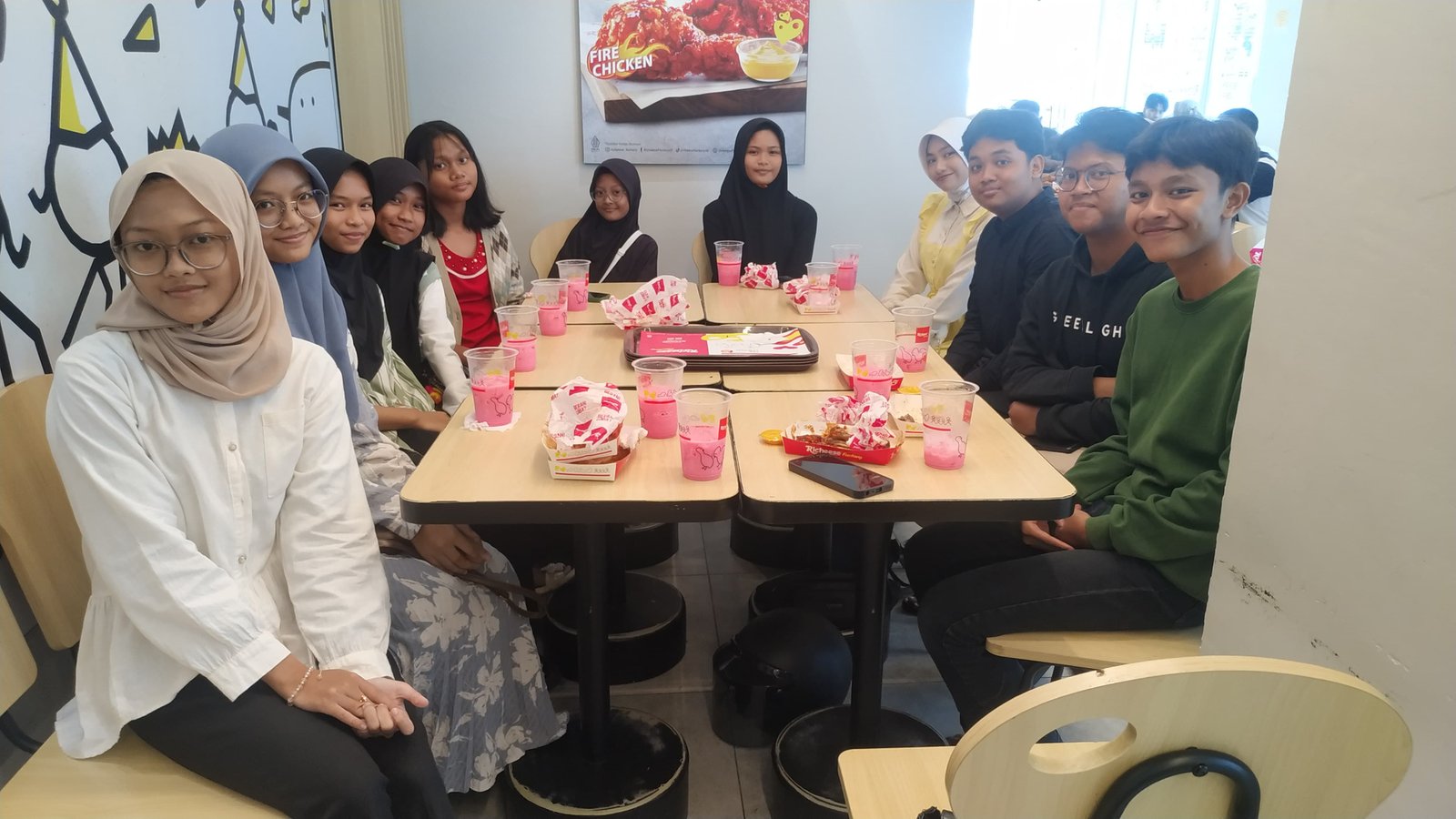 Makan Bersama Siswa Berprestasi